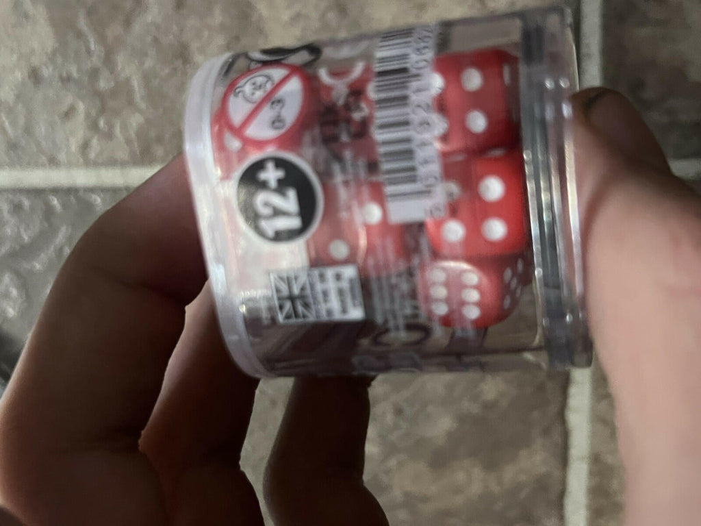Warhammer 40,000 Dice Set Red 12mm BRAND NEW SEALED