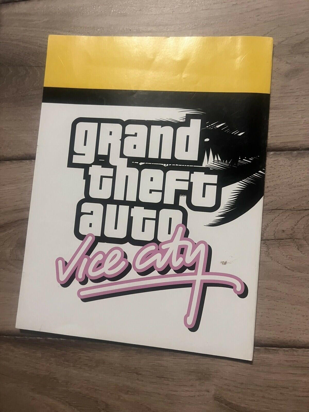 EGM Guides Grand Theft Auto Vice City April 2003 Electronic Gaming Monthly