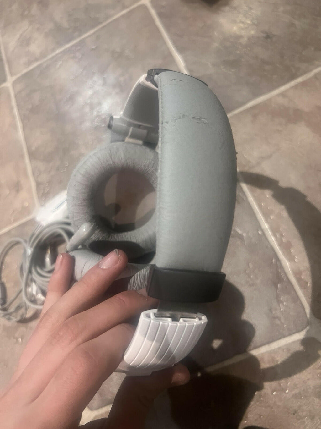 Headphones White Over Ear X Fingerprint Unknown Brand White