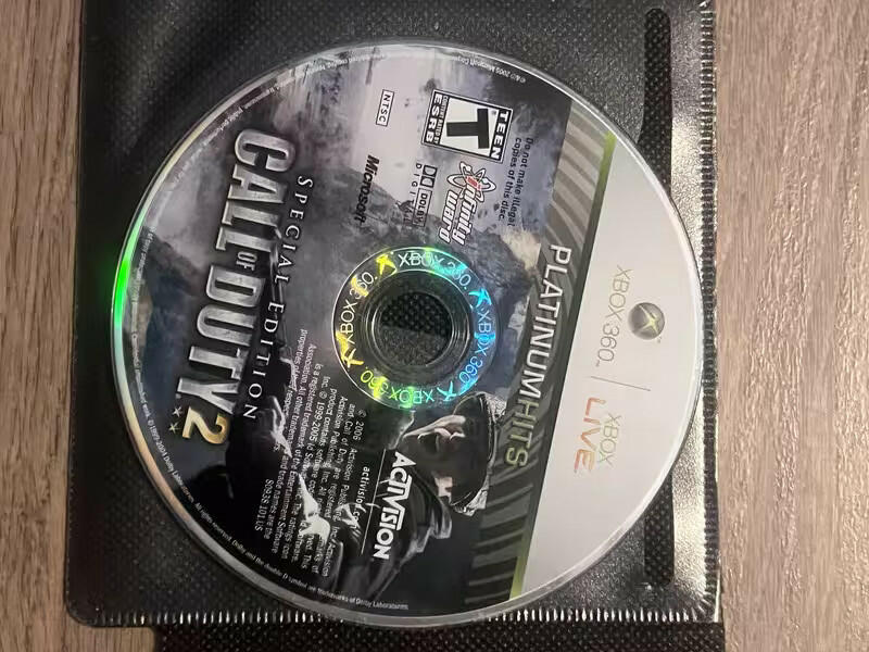 Call of Duty 2: Platinum Hits (Microsoft Xbox 360, 2005) DISC ONLY