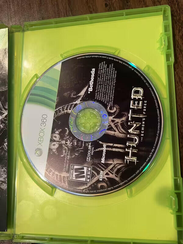 Hunted: The Demon's Forge (Microsoft Xbox 360, 2011) CIB