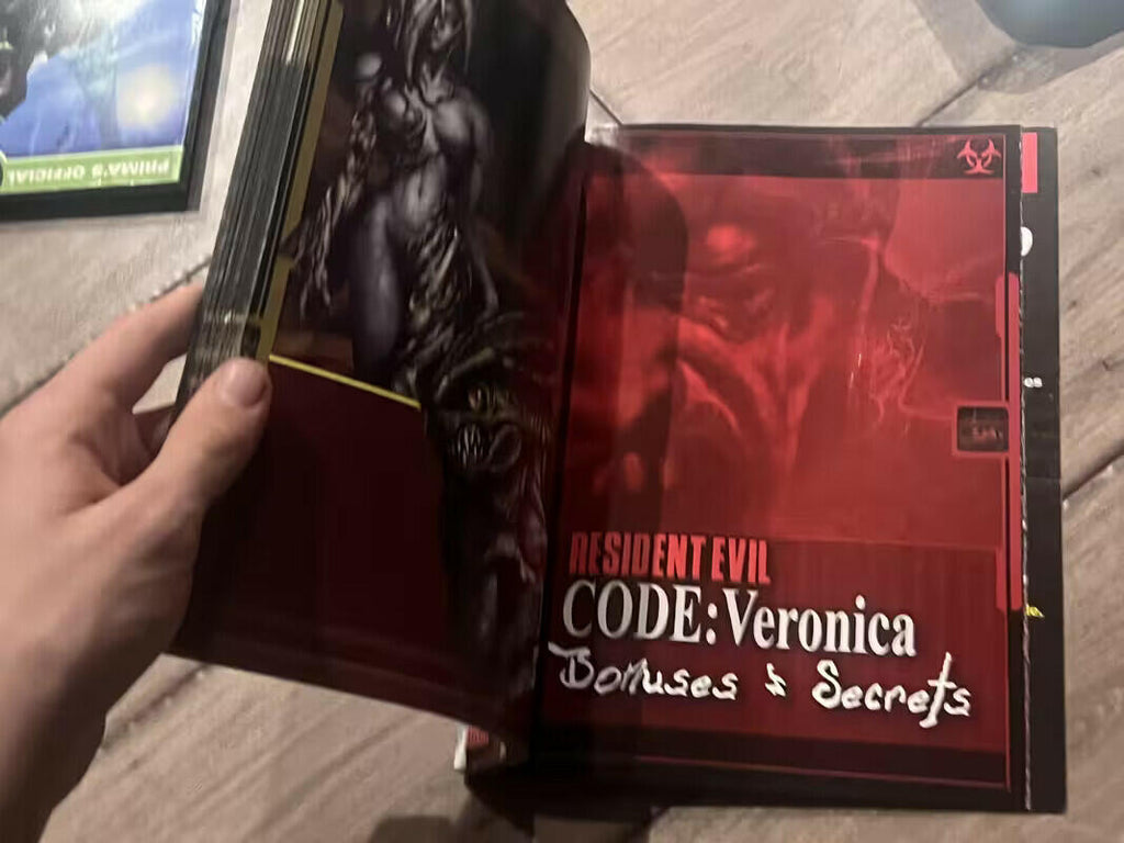 Resident Evil Code Veronica Prima Offical Strategy Guide Dreamcast Capcom w/ Map