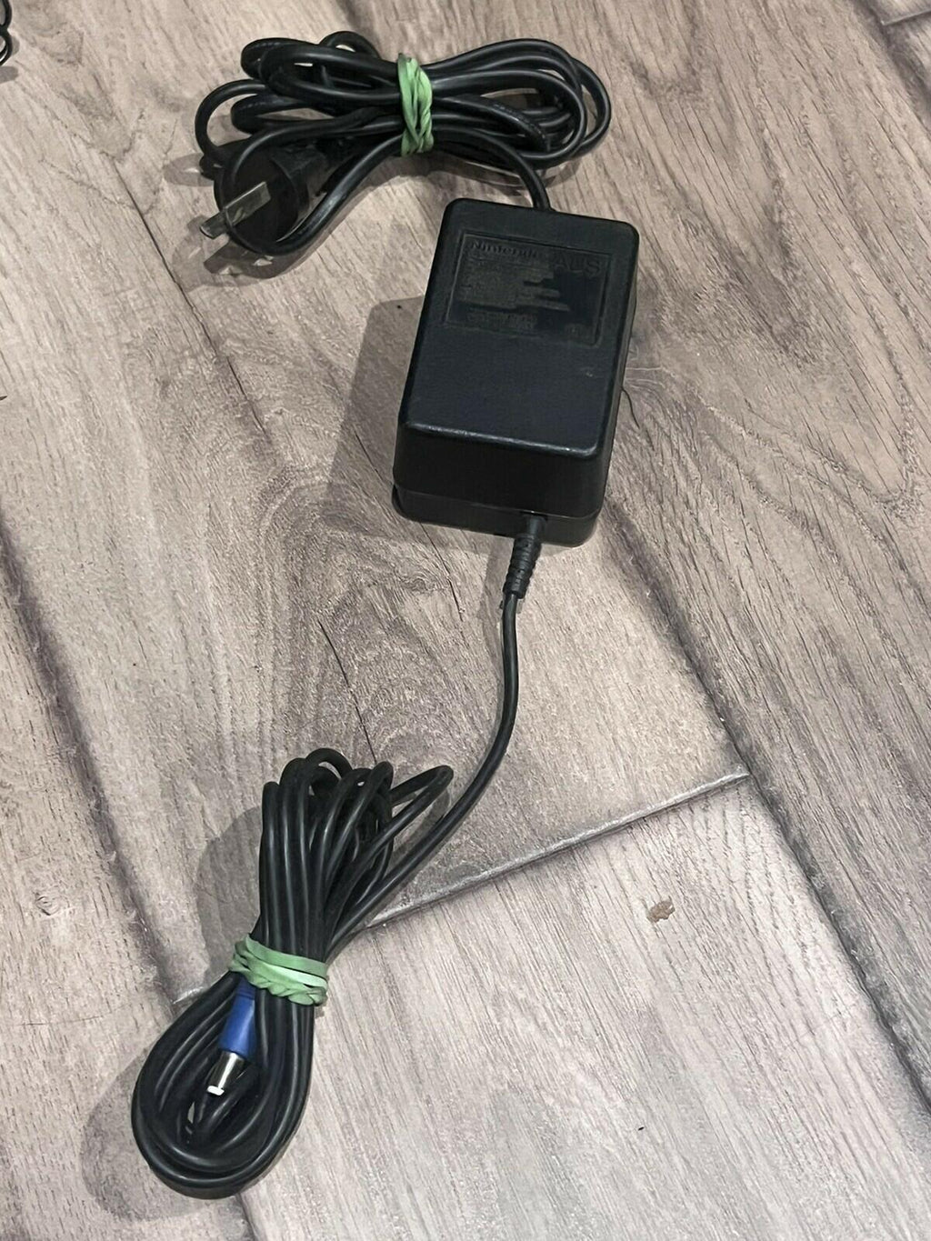 Genuine Nintendo NES-002 AUS AC Adapter for NES Game Console