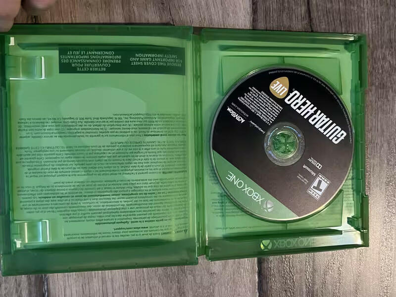 Guitar Hero Live: Game Only (Microsoft Xbox One, 2015) CIB