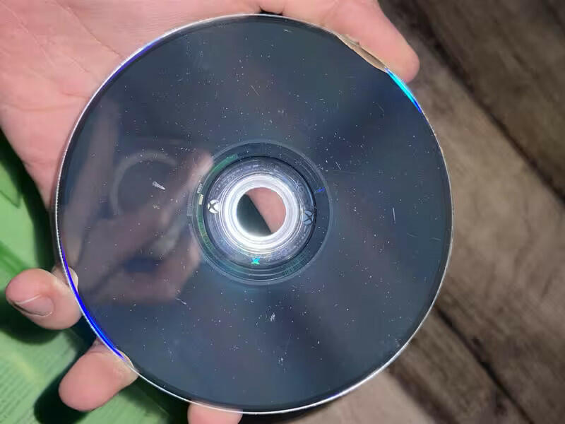 Guitar Hero Live: Game Only (Microsoft Xbox One, 2015) CIB