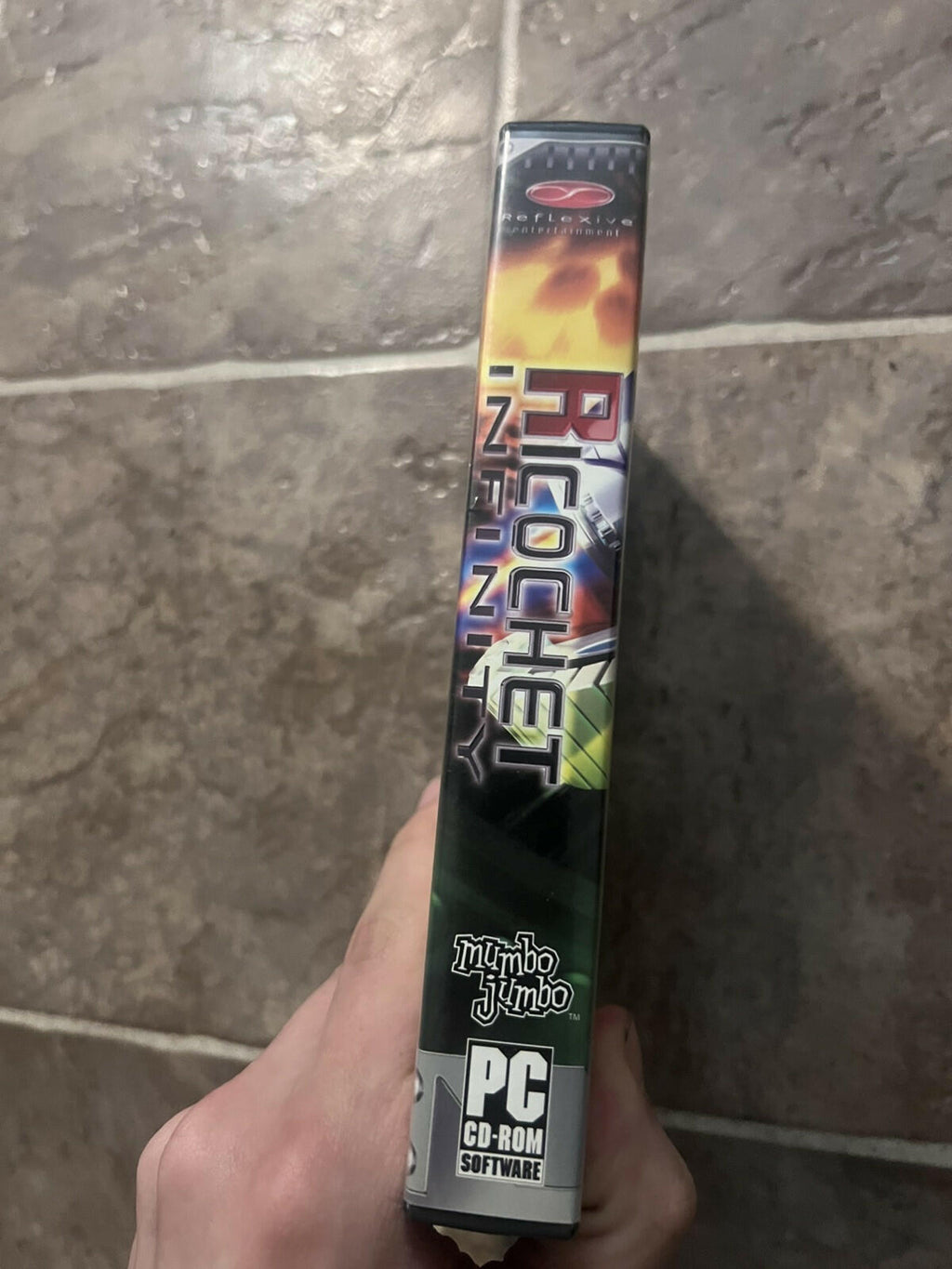 Ricochet Infinity (PC Windows XP, 2008) NO MANUAL