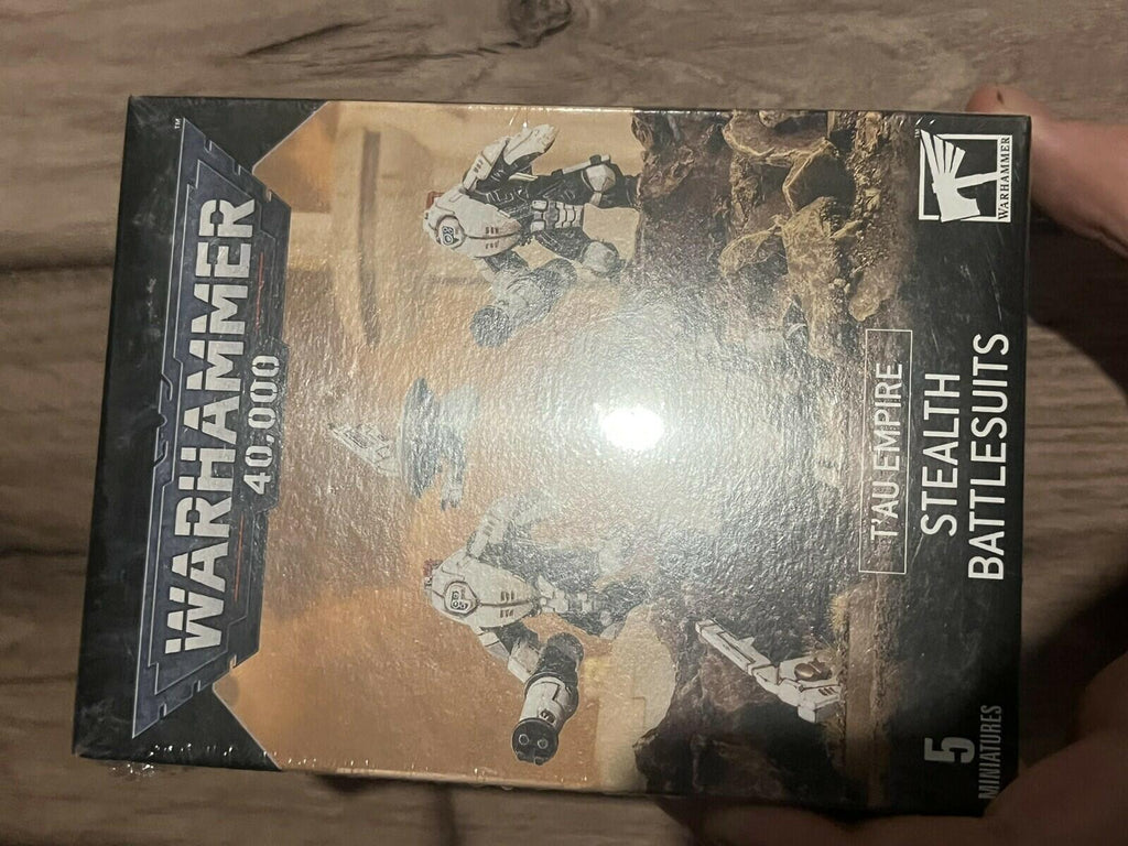 Warhammer 40K T'au Empire Stealth Battlesuits BRAND NEW SEALED