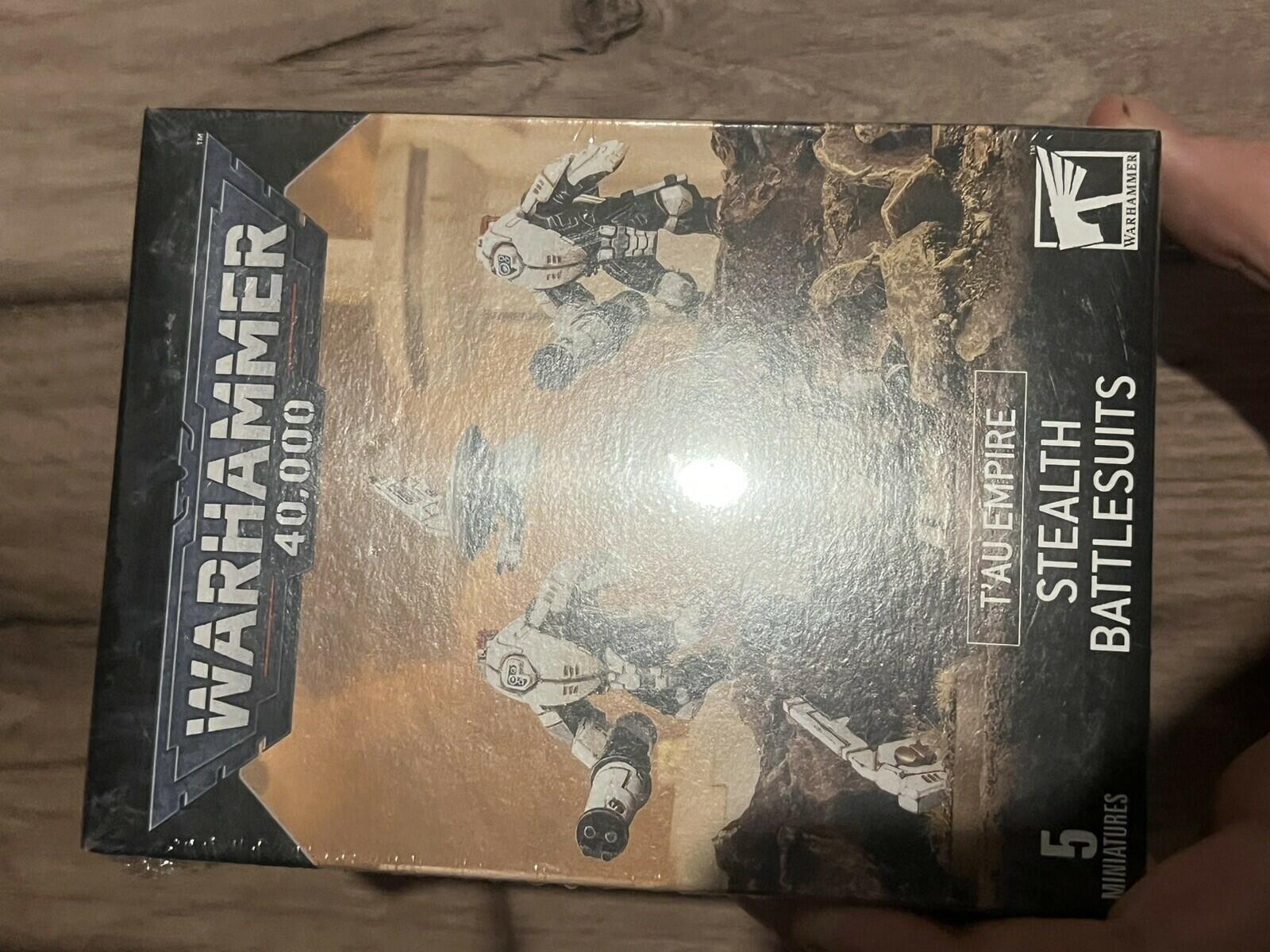 Warhammer 40K T'au Empire Stealth Battlesuits BRAND NEW SEALED