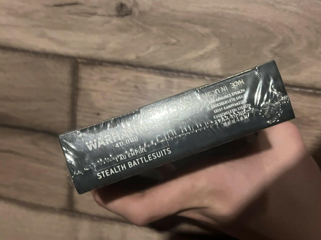 Warhammer 40K T'au Empire Stealth Battlesuits BRAND NEW SEALED