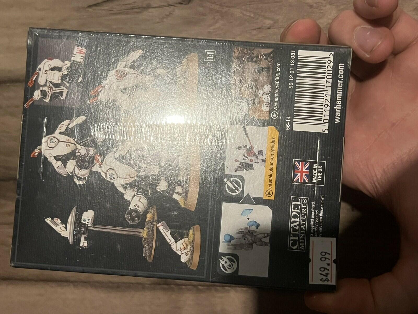 Warhammer 40K T'au Empire Stealth Battlesuits BRAND NEW SEALED