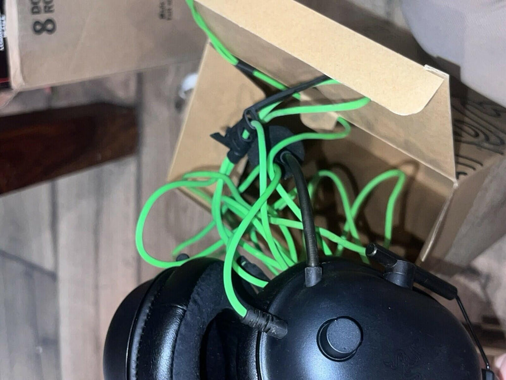 Razer Power Up Bundle v2 CIB COMPLETE IN BOX Used Items