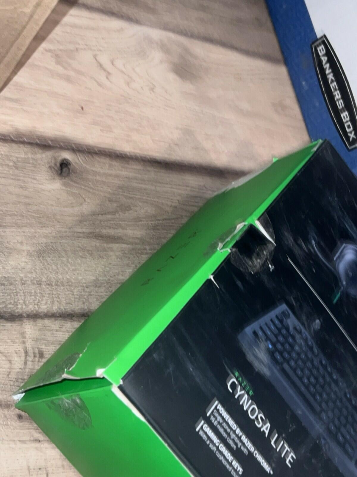 Razer Power Up Bundle v2 CIB COMPLETE IN BOX Used Items