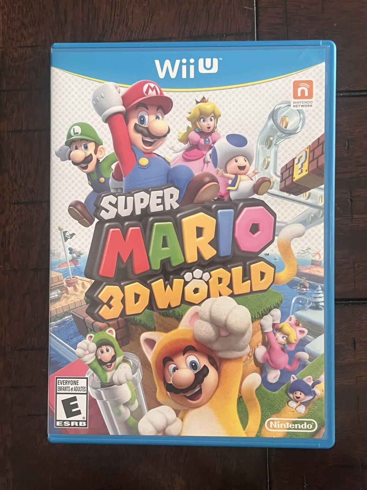 Super Mario 3D World (Nintendo Wii U, 2013) CIB COMPLETE
