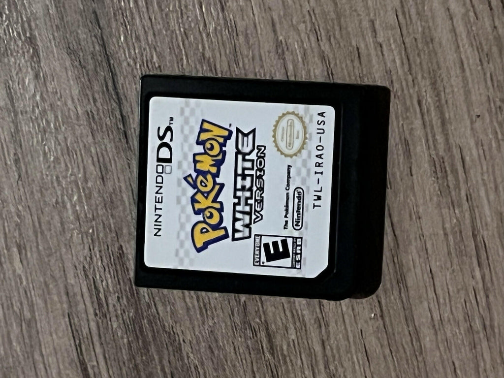 Pokemon White (Nintendo DS, 2011) CART ONLY