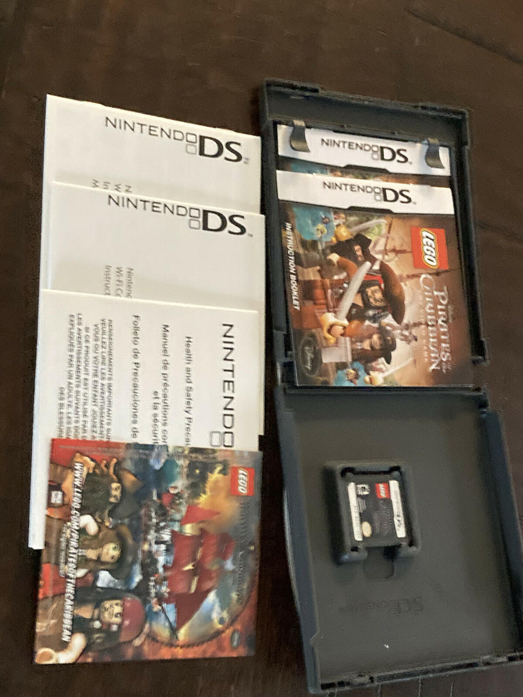 LEGO Pirates of the Caribbean: The Video Game (Nintendo DS, 2011) CIB COMPLETE