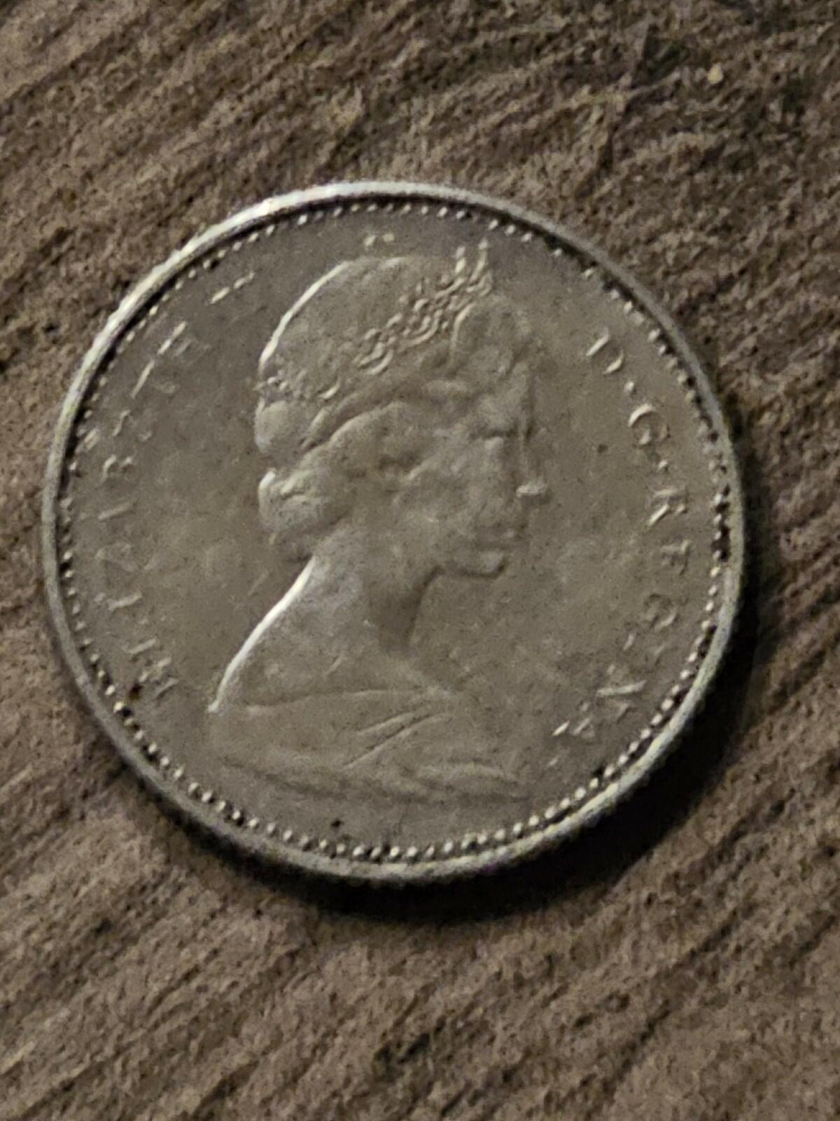 1968 Canada Canadian 10 Cents Elizabeth II Sailboat Silver Coin