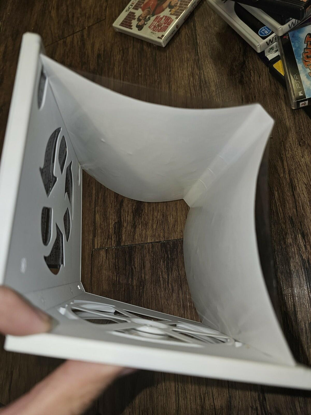 007 GoldenEye (Nintendo Wii, 2010) CIB COMPLETE