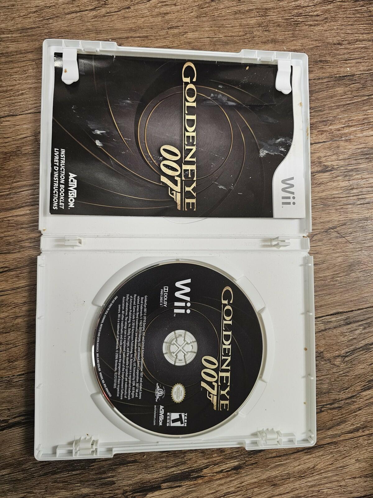 007 GoldenEye (Nintendo Wii, 2010) CIB COMPLETE