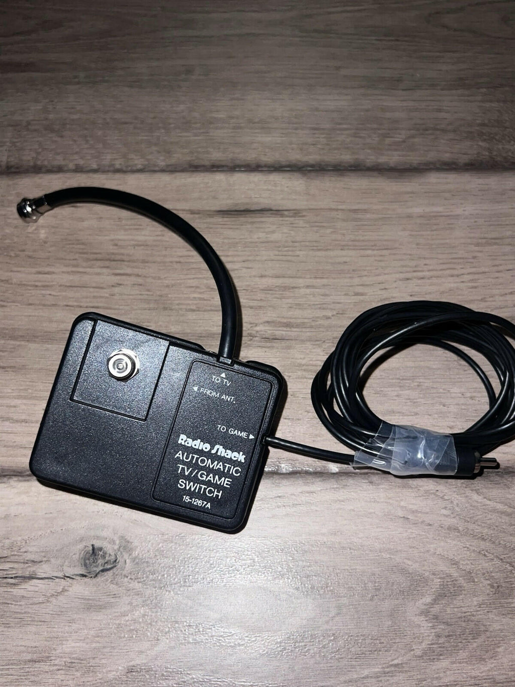 Radio Shack Automatic TV/Game Switch 15-1267A