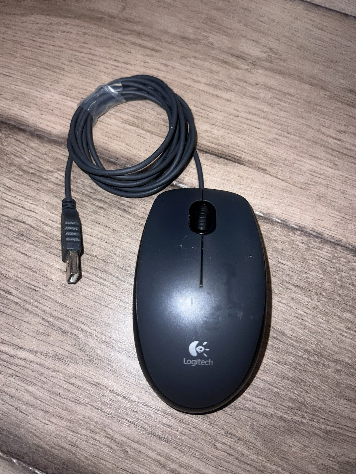 Logitech M100 Mouse Wired Corded Used