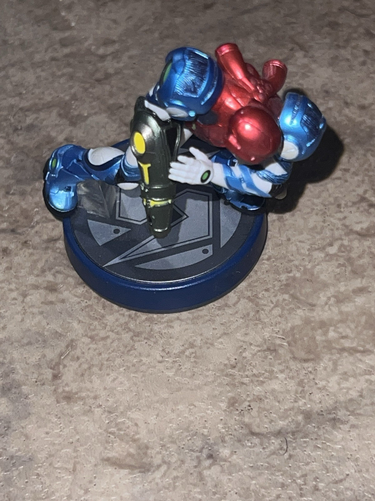Metroid Dread Amiibo Samus Loose