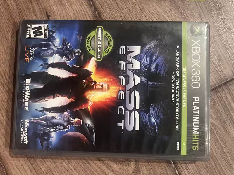 Mass Effect: Platinum Hits (Microsoft Xbox 360, 2007) CIB WITH BONUS DISC