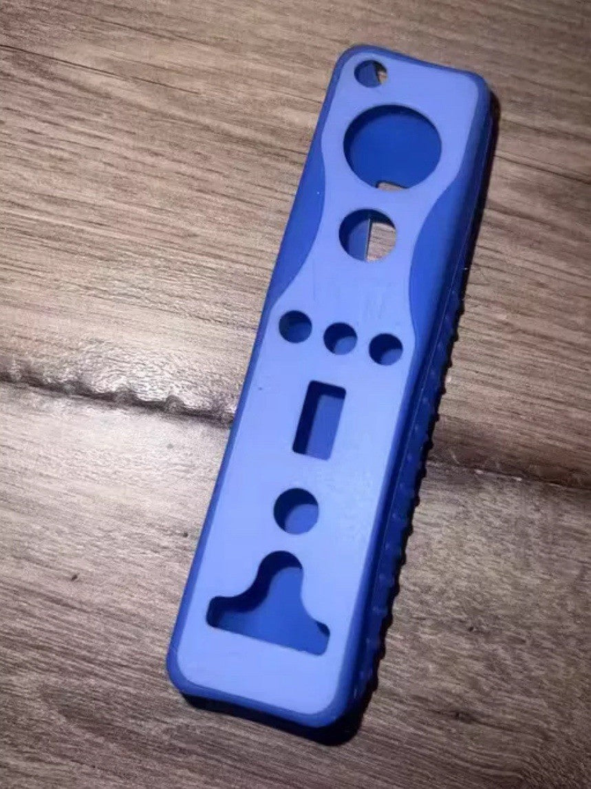 Nintendo Wii Remote Silicone Controller Sleeve Cover -Blue